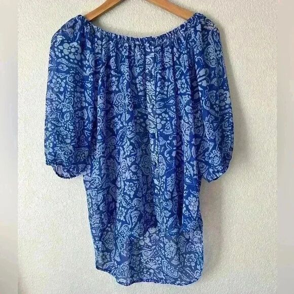 Cabi off the shoulder high low sheer top S Beachy Upscale Vacation - Picture 2 of 9